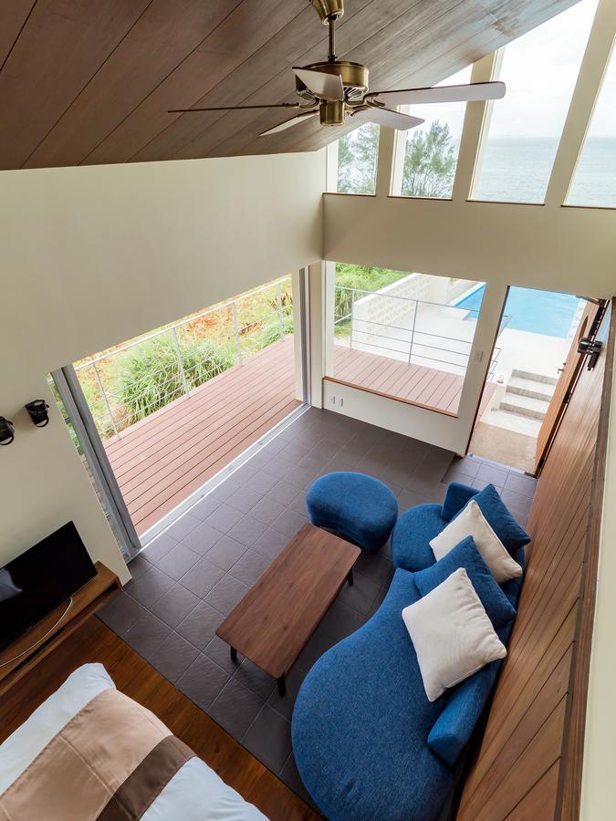 Keiki Beachhouse & Cafe Hotell Nakijin Eksteriør bilde